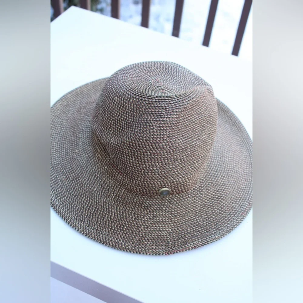 Eric Javits Squishee Hampton hat - Picture 11 of 12
